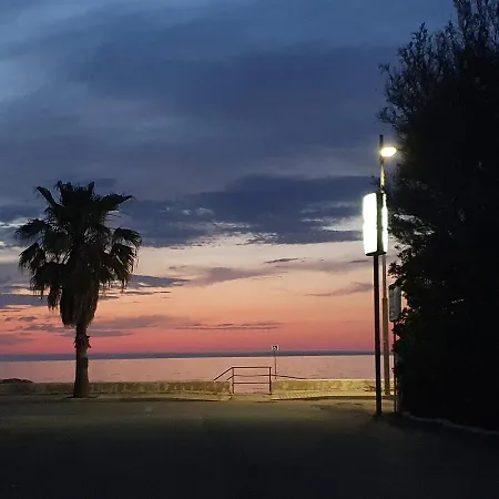 Sosta Camper Isola Bella * فوتشي فارانو